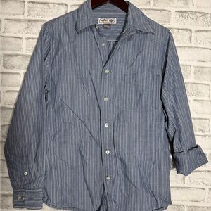 Urban pipeline Men's Blue Striped Shirt size small